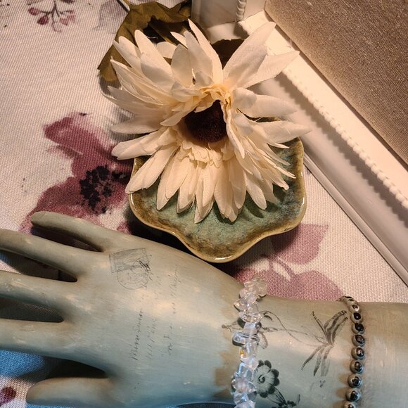 Clear Quartz Chip Bracelet | Natural Crystal Stretch Boho Healing Jewelry Gift - Picture 6 of 10